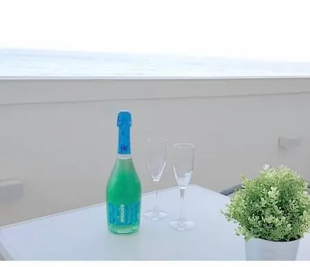 Apartamento La Perla Playa A Estrenar Benalmádena